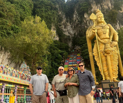 Ramiro, Martín y Soledad Fernandez y Cristián Millar